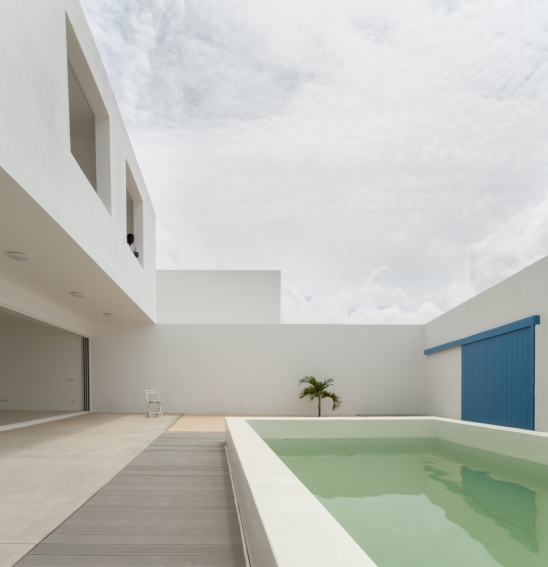 estoril-beach-house-jose-adriao-arquitectos-08